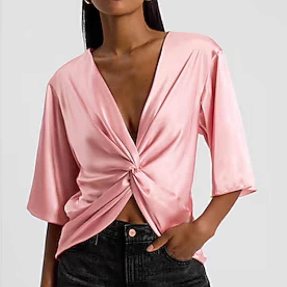 Express Satin V-Neck Elbow Sleeve
Twist Front Top